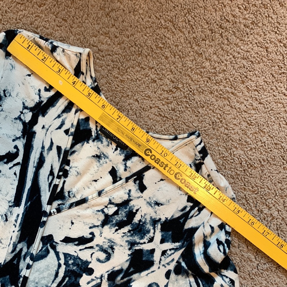 Cynthia Rowley wrap front belted print twirl Dress - Picture 12 of 14